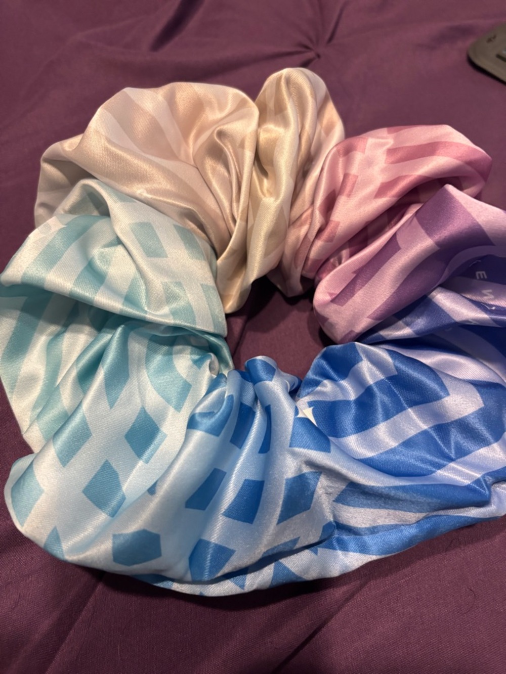 Fenty Beauty Satin Pastel Ombre Scrunchie Set - Blue, Pink, Cream, Light Aqua
